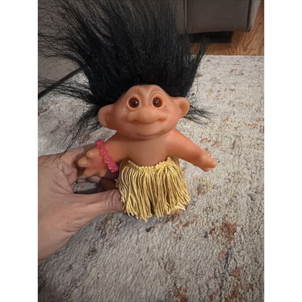 Vintage Troll Company Troll Doll Hula Hawaiian Tropical Floral Bracelet